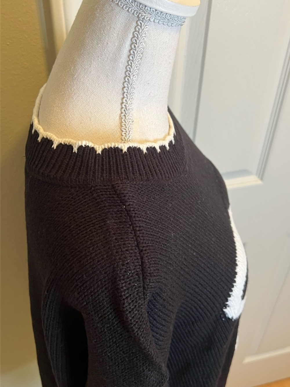 CATO Bow Graphic Sweater - Picture 6 of 11